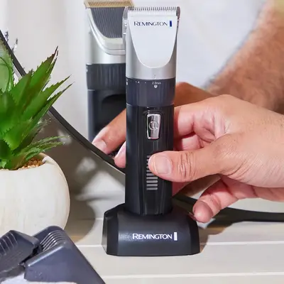 Mașină de tuns Remington HC5811 Genius